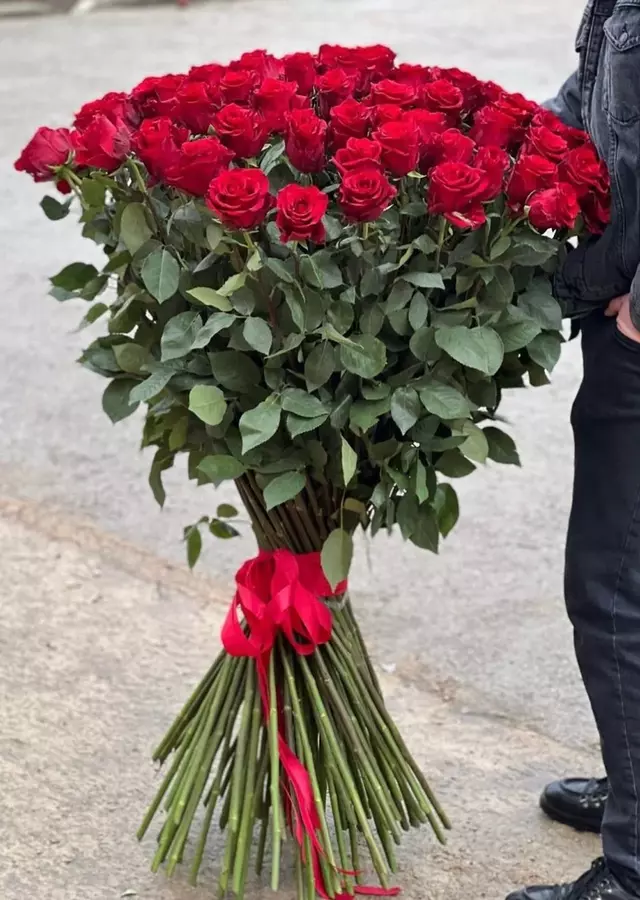 Display of 50 Stems of XXL Roses by The Flower Alley