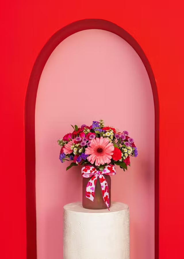 Display of Cutie Pie by The Flower Alley