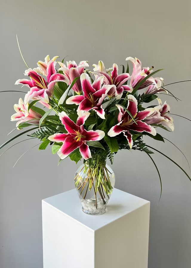 Display of I lily love you, a lot! by The Flower Alley